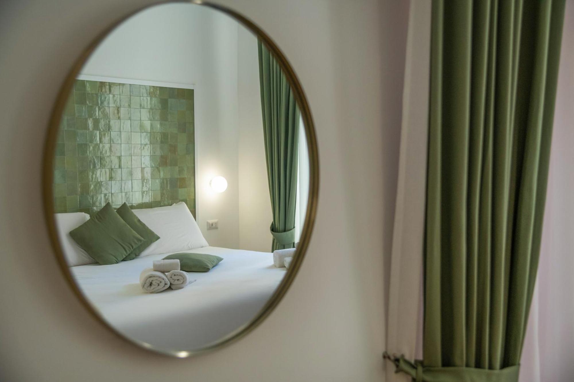 Vistavicolo Rooms نابولي المظهر الخارجي الصورة