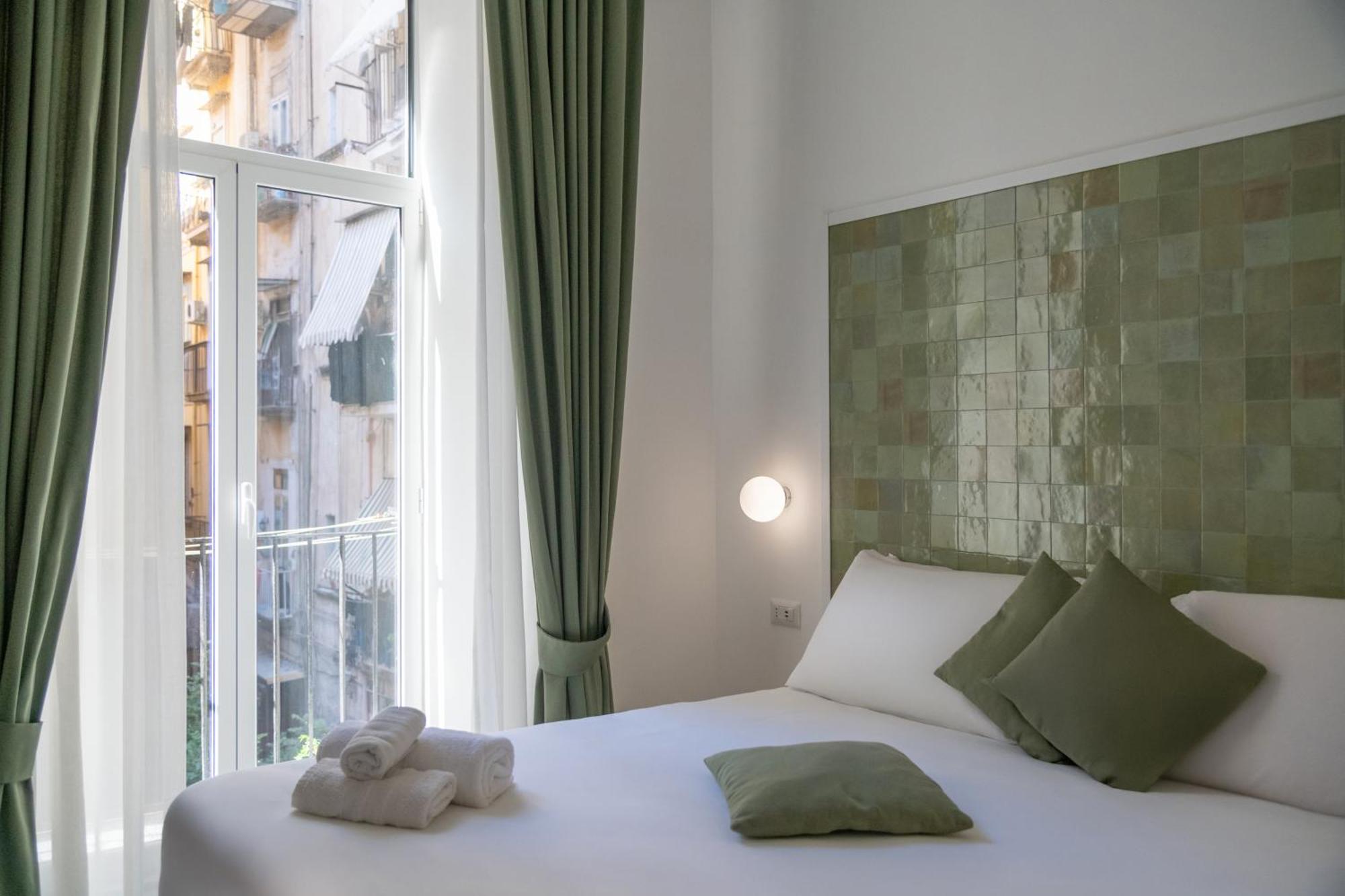 Vistavicolo Rooms نابولي المظهر الخارجي الصورة
