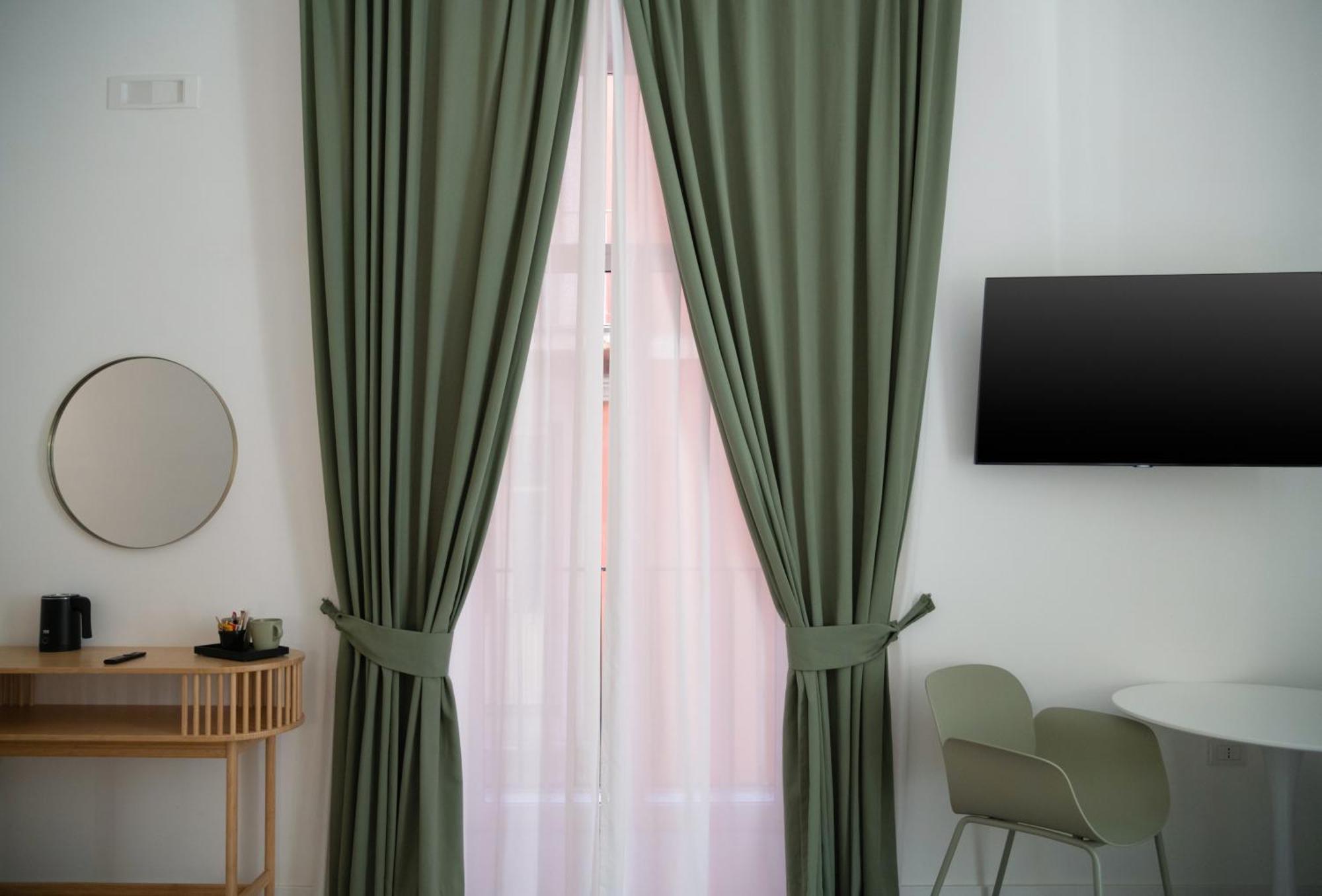 Vistavicolo Rooms نابولي المظهر الخارجي الصورة